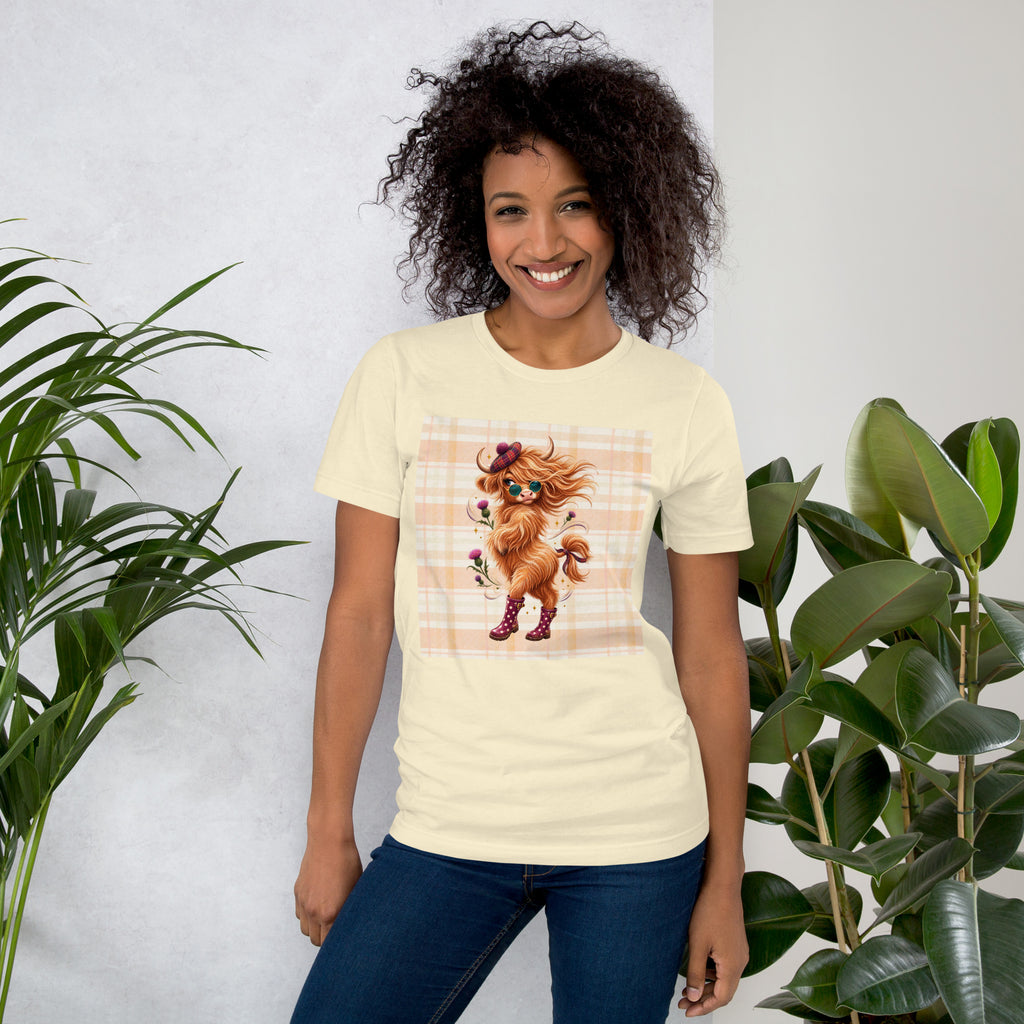 Women’s Highland Cow Graphic Tee, Cute Western Shirt, Cow Lover Gift